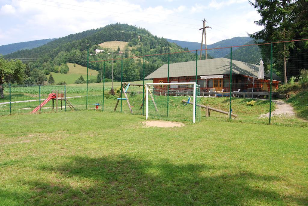 Villa Tourist Farm Klevz à Slovenj Gradec Extérieur photo